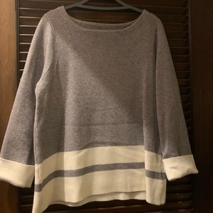Stylish Color Block Sweater in Grey & White